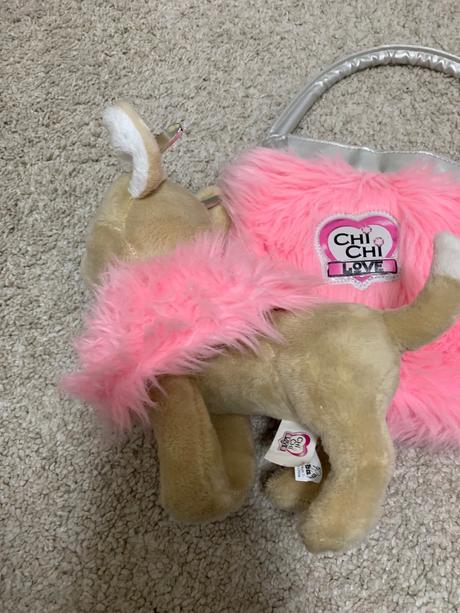 Plyšový psík s kabelkou chi chi,