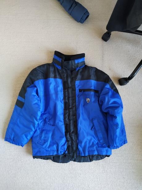 Bunda na lyžovačku, 152