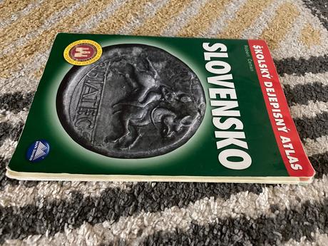 Školský dejepisný atlas slovensko, 