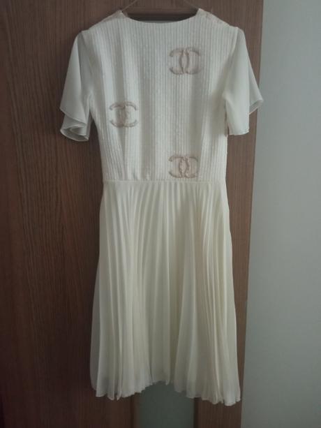 Dámske spoločenské šaty, 36