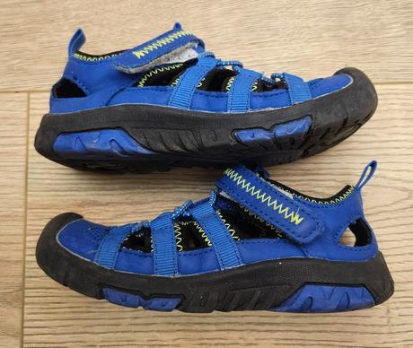 Sandále, decathlon,25