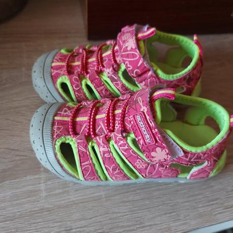 Tenisky, authority,26