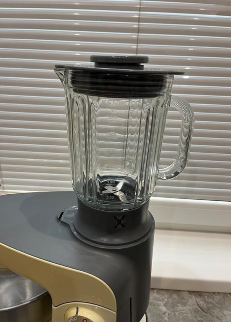 Kenwood khh30 multione 1000w kuchynský robot,