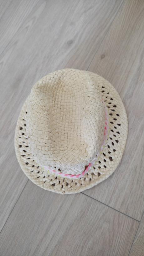Slamený klobúcik, h&m,104