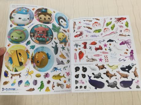 Octonauts sticker book / book / play set nwi18, 