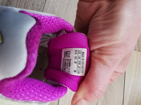 Botasky adidas č. 28, adidas,28