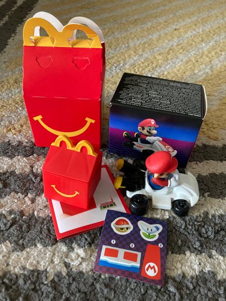 Happy meal hračky, 