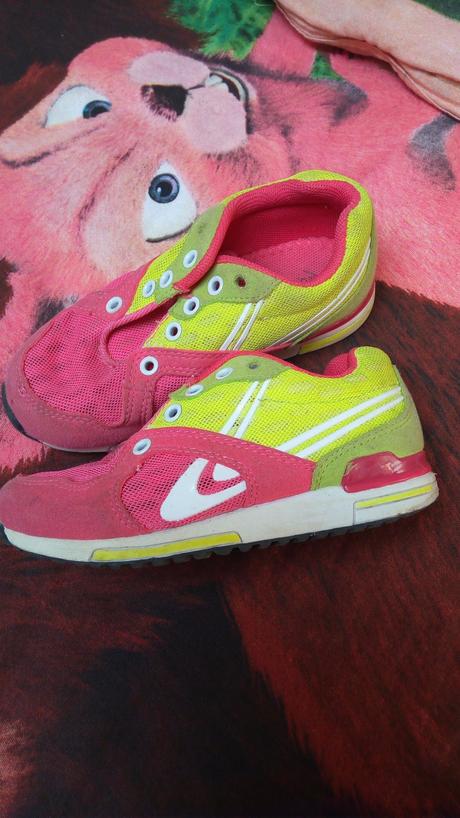 Tenisky, reserved,26