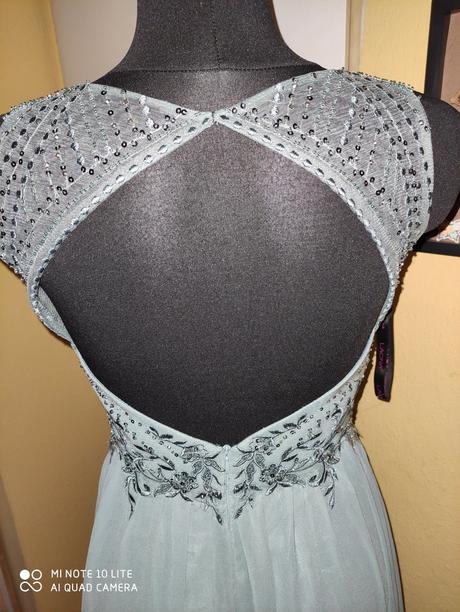 Spoločenské šaty, m