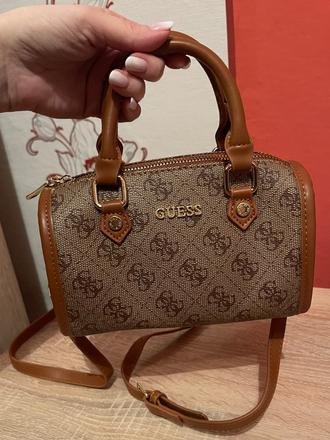 Dámska kabelka guess, guess