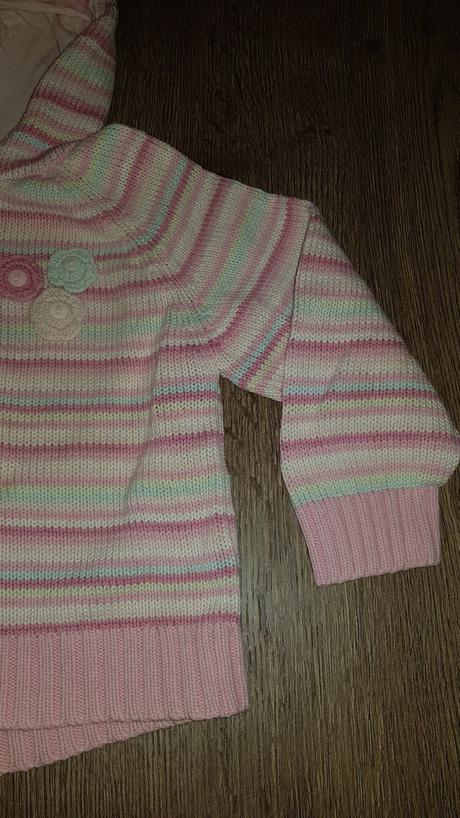 Ružový svetrík, just play,92