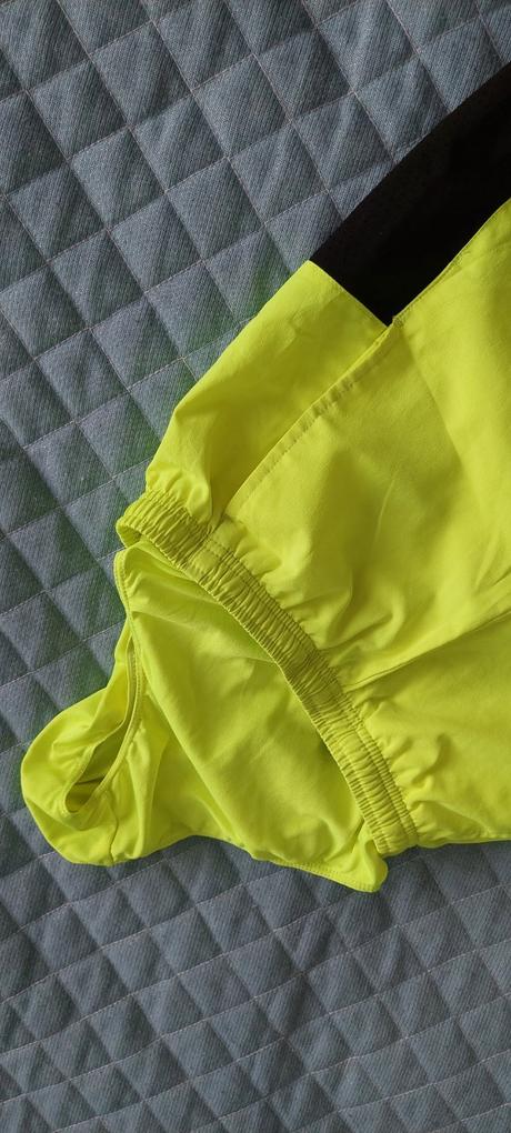 Ľahučké športové kraťasy 128-137cm, nike,128