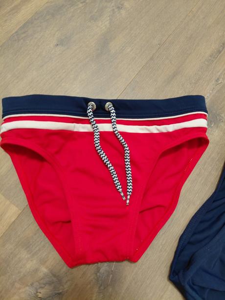 Plavky guess, guess,140