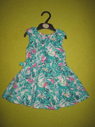 Kvetinove so spodnickou a opaskom, marks & spencer,86