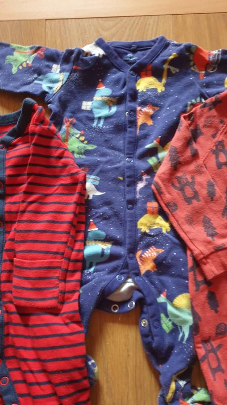 Baliček pyžamiek 74, next,74