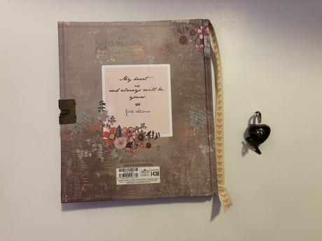 Zápisník so zámkom, 