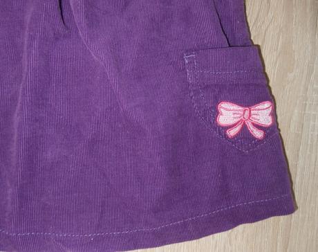 Menčestrové šatočky, baby,74