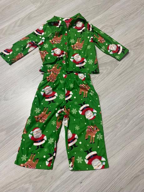 Vianocne pyzamo 86, 86