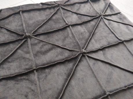 Zamatová obliečka na vankúš, 