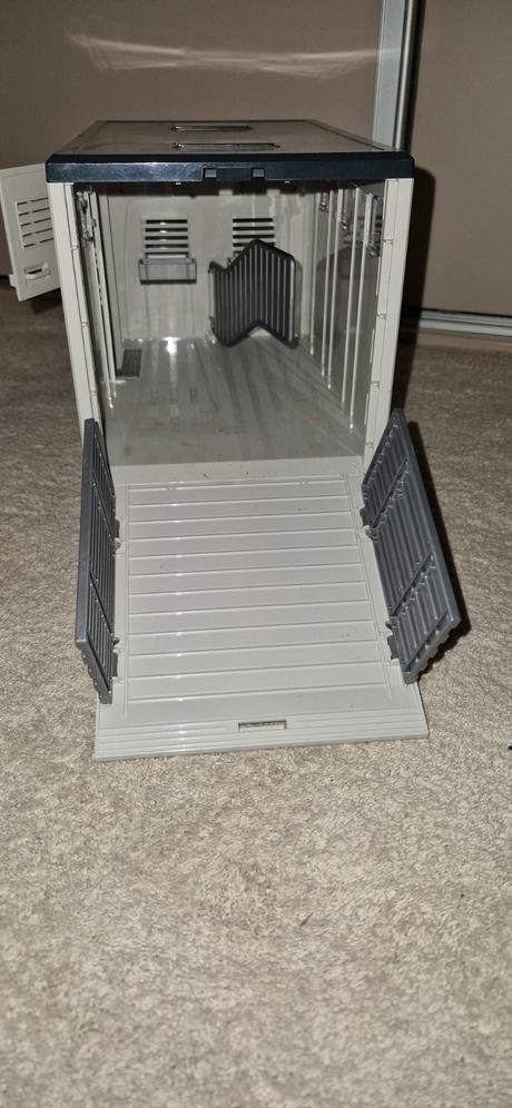 Prepravník na kone mb sprinter s koňom, 