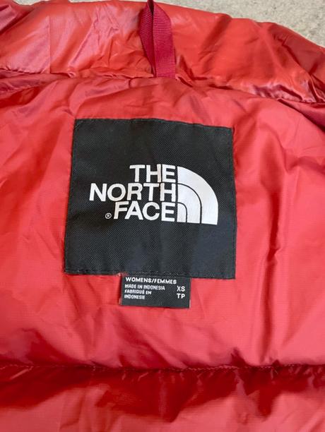 The north face nuptse páperová bunda, xs
