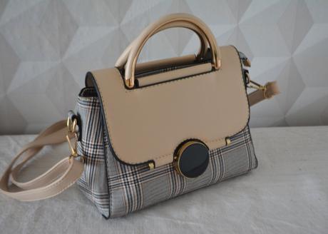 Kabelka púdrovo-kockovaná, do ruky aj crossbody, 