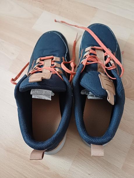 Prechodne topanky z decathlonu, quechua,37
