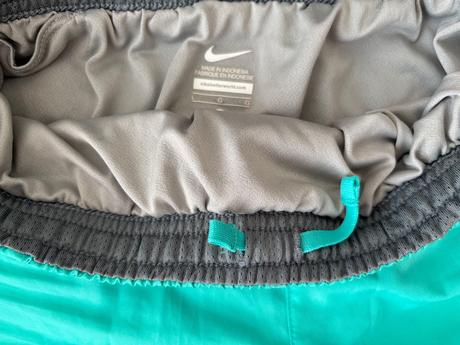 Dámske niké šortky xs, nike,xs