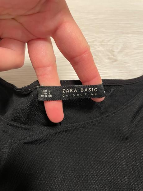 Čierna blúzka s transparentným rukávmi vek.m-l, zara,m