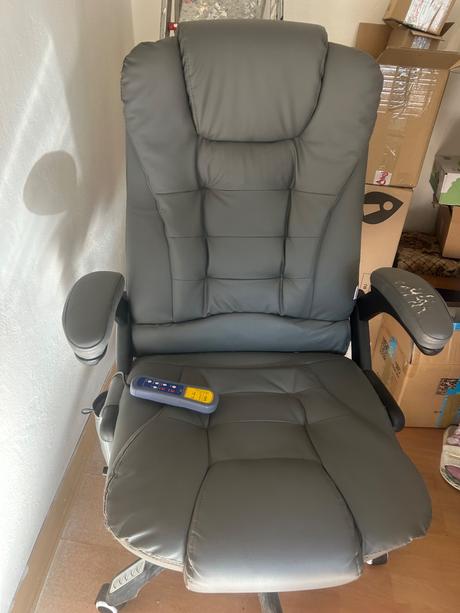 Masážne kreslo s vyhrievaným,