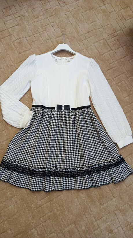 Krásne šiatky č.146, 146