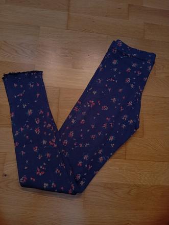 Krásne rebrované legínky, zara,146