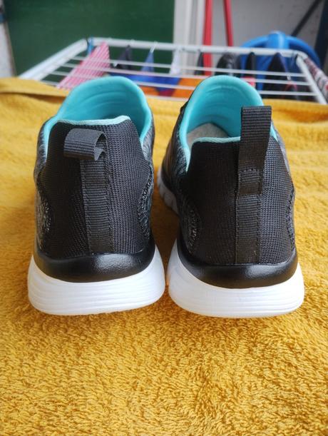 Tenisky, skechers,37