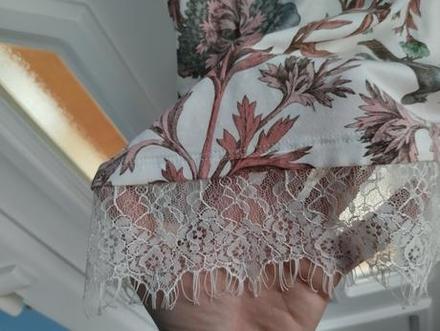 Pekny top s čipkou next, next,l