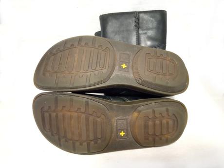 Kožené čižmy dr martens, 40