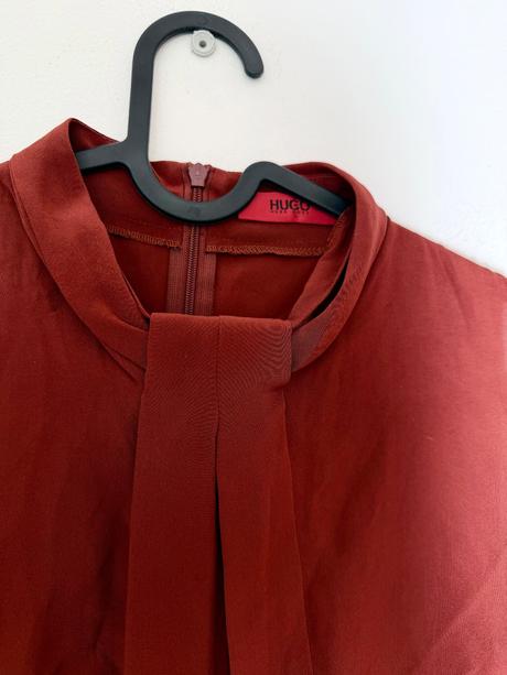 Hugo boss..hodvabny top ..velkost m, hugo boss,m