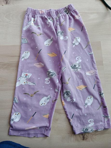 Pyžamko harry potter 104/110, písaná vel je 110, 110