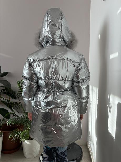 Zimna bunda, reserved,140
