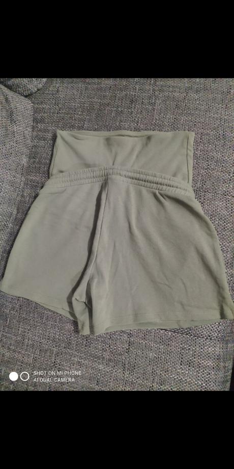 Tehotenské kraťasy sinsay, m