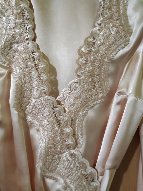 Spoločenské šaty, 