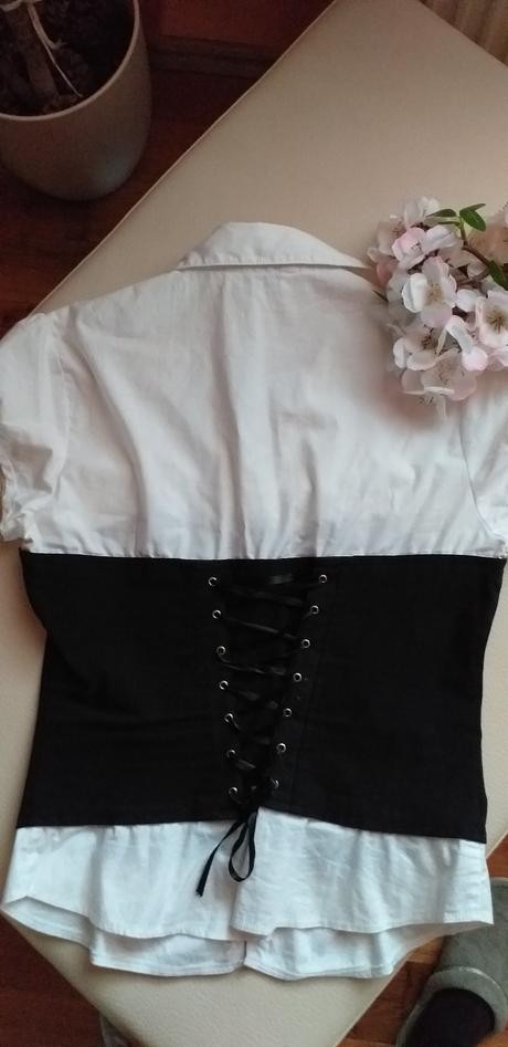 Bieločierna blúzka so zaviazaním, new look,s