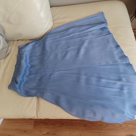 Saténová sukna, reserved,42