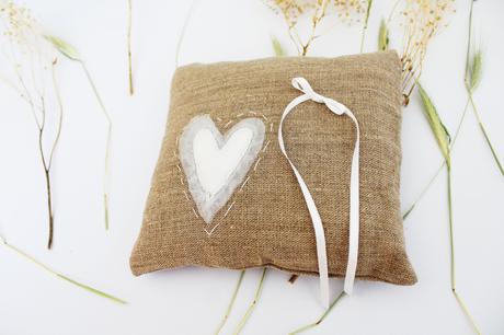 Vankúšik pod obrúčky ľanový, 