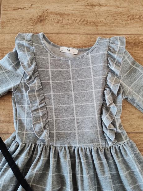 Šaty a kabelka, c&a,140