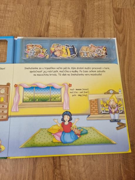 Snehulienka - knižka s magnetkami,