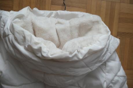 Reserved zimna moderna,stylova,krasna bunda s, reserved,s