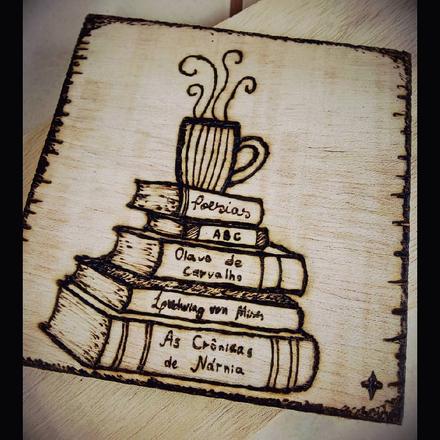 Obrázky vypaľované do dreva (so stojanom),