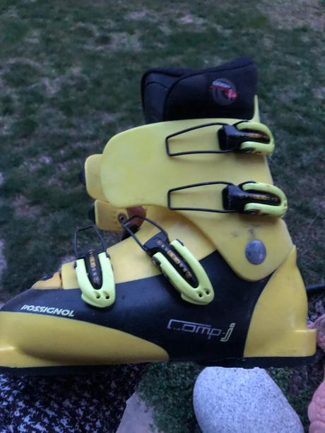 Lyziarky, rossignol,38