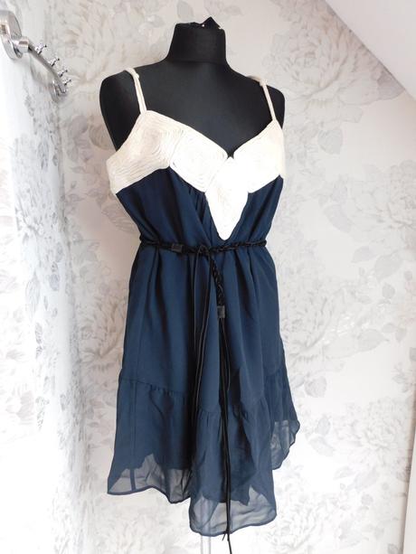 Pekne kvalitne šaty, marks & spencer,40 / 42