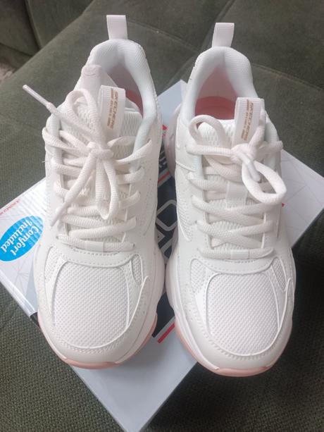 Dámska obuvv, skechers,37